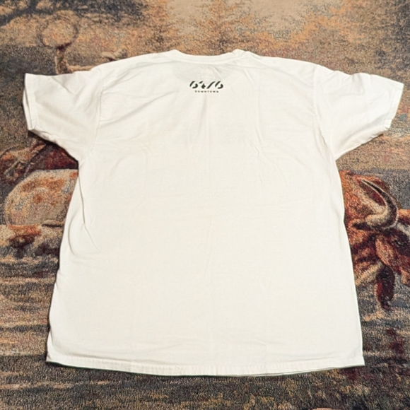 Unexpected Art Collective Shirt - Picture 2 of 3